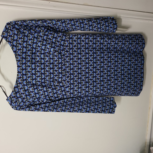 NWT Trafaluc collection from Zara cotton print mini dress. Flare long sleeves - Picture 3 of 5